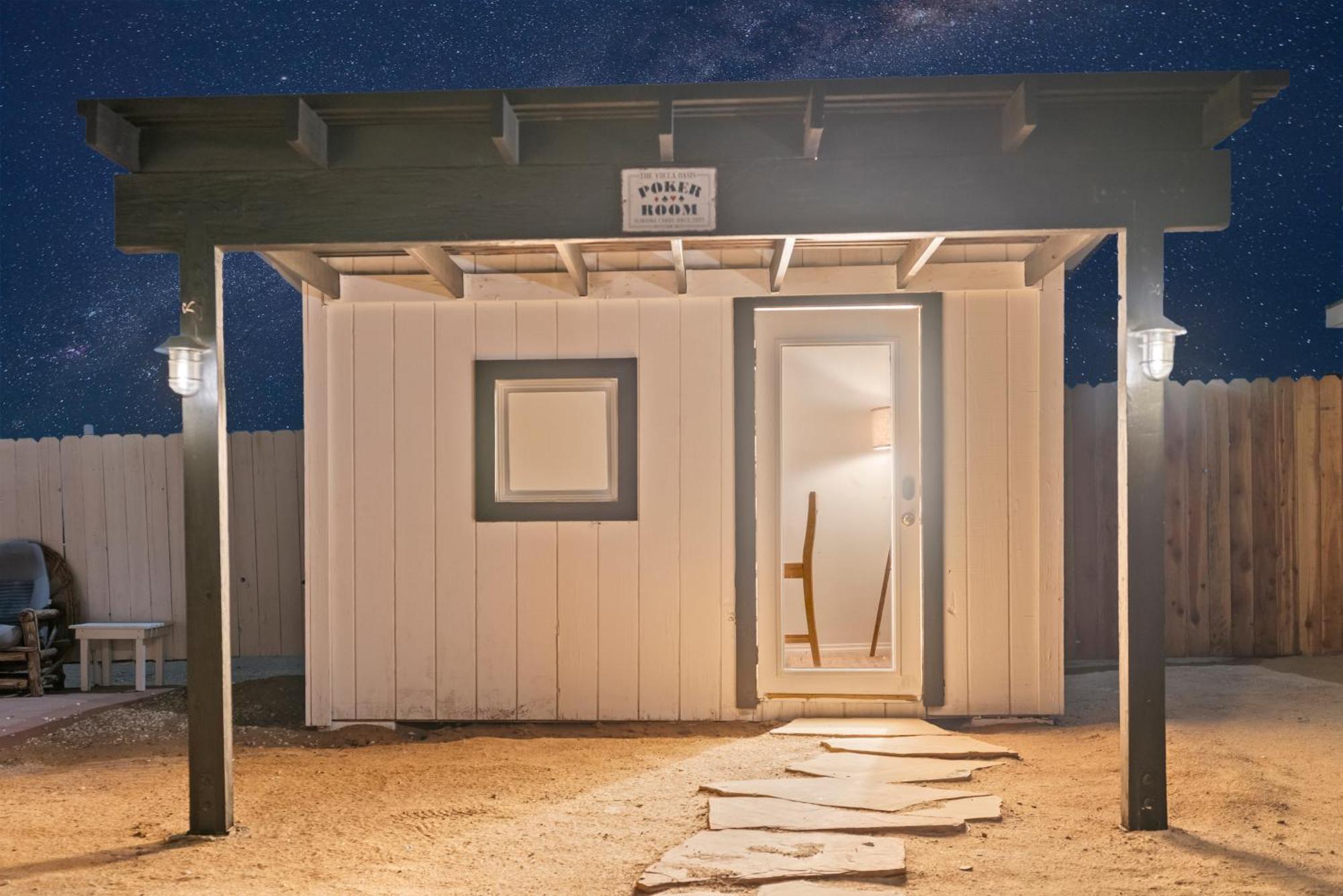 Private Jt Cabin - Ev L2 Station, Hammocks, Fire Pit, Bbq, Bocce Ball, Cornhole Yucca Valley Exterior photo